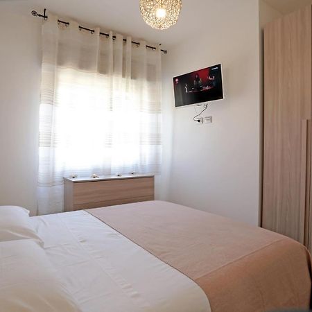 Terramare Punta Braccetto Bed & Breakfast ภายนอก รูปภาพ
