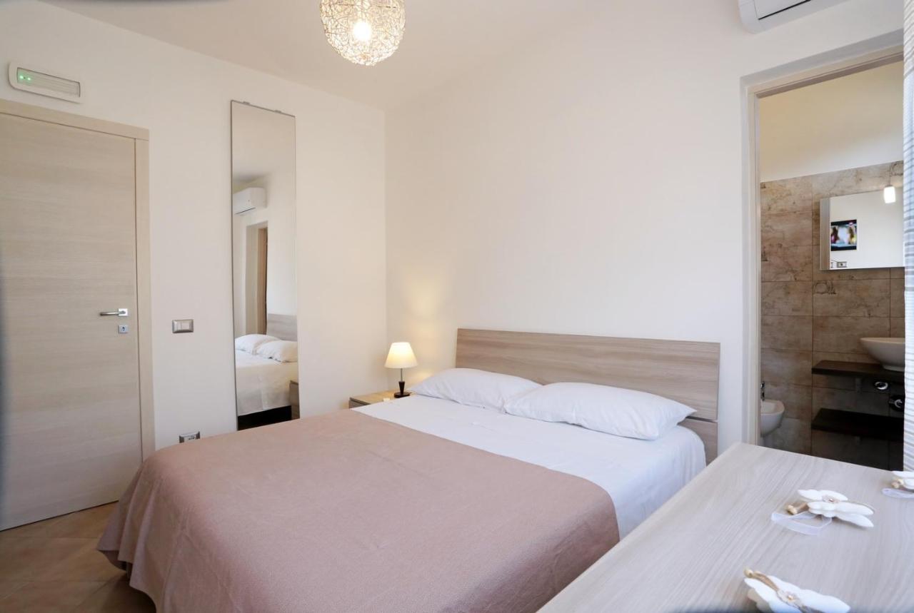 Terramare Punta Braccetto Bed & Breakfast ภายนอก รูปภาพ