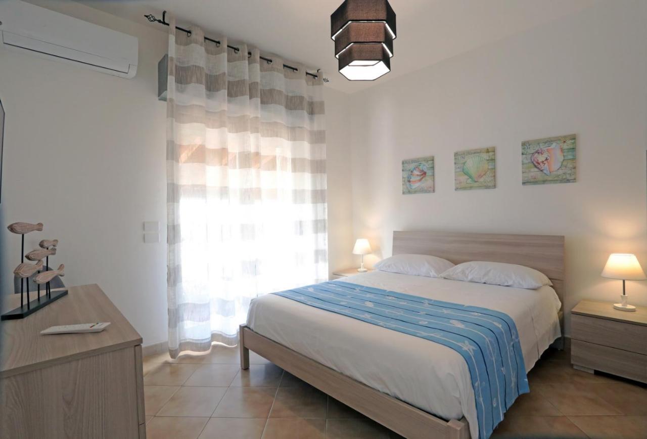 Terramare Punta Braccetto Bed & Breakfast ภายนอก รูปภาพ